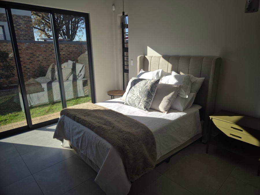 To Let 3 Bedroom Property for Rent in Van Der Hoff Park North West